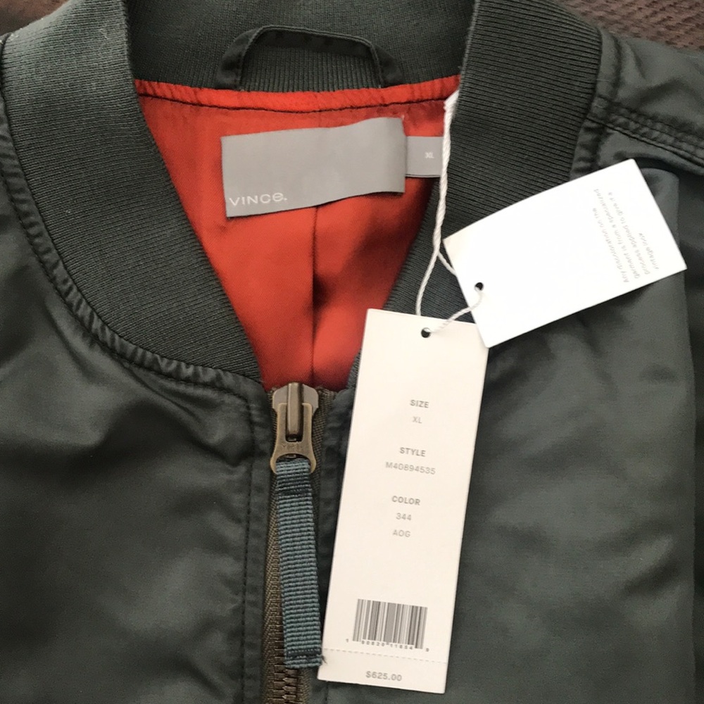Men’s Vince Bomber jacket. - Picture 4 of 5